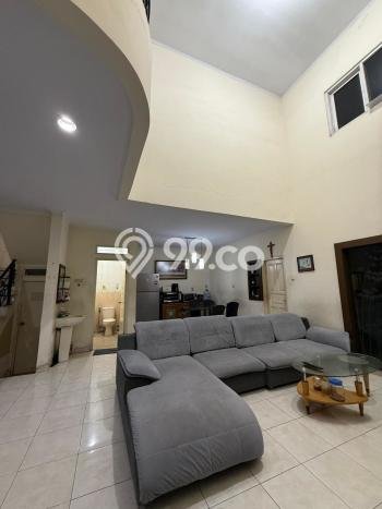 Rumah Elit Modern Tanpa Renovasi di Pegadungan Jakarta Barat Rumah Elit Modern Tanpa Renovasi di Pegadungan Jakarta Barat