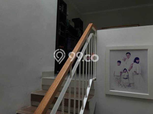 Rumah Luxury Modern Siap Huni di Cikutra Bandung Rumah Luxury Modern Siap Huni di Cikutra Bandung