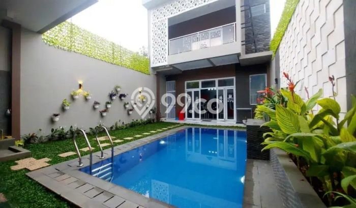 Ready to Use! Luxury House LT 210m2 Desain Modern di Setiabudi Ready to Use! Luxury House LT 210m2 Desain Modern di Setiabudi
