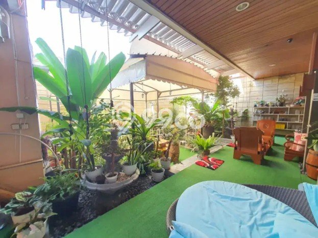 Rumah Mewah LB 800m2 Siap Huni Desain Elegan di Setra Duta, Bandung Rumah Mewah LB 800m2 Siap Huni Desain Elegan di Setra Duta, Bandung
