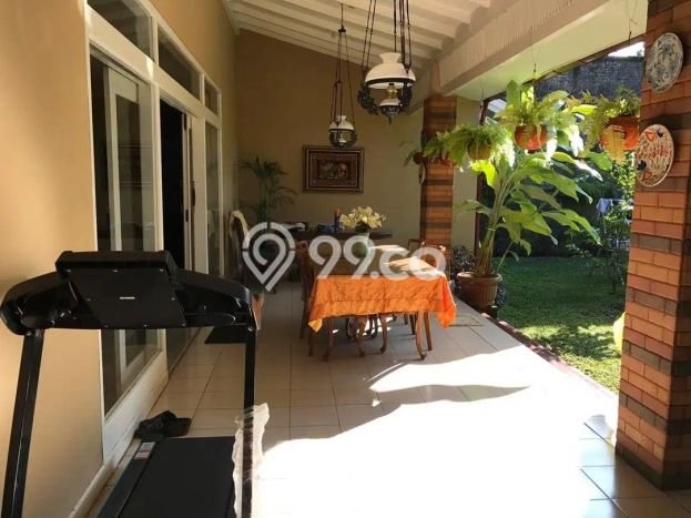 Jual Rumah Mewah Megah Dengan View Eksklusif di Sarijadi, Bandung Jual Rumah Mewah Megah Dengan View Eksklusif di Sarijadi, Bandung