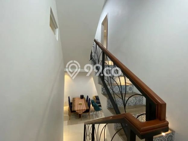 Rumah Elit Modern Siap Huni di Dago Pakar Bandung Rumah Elit Modern Siap Huni di Dago Pakar Bandung