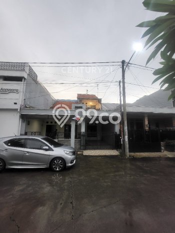 Disewakan! Rumah 3 Kamar Tidur &
3 Kamar Mandi di Jababeka, Bekasi Disewakan! Rumah 3 Kamar Tidur &
3 Kamar Mandi di Jababeka, Bekasi