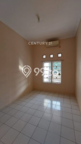 Sewa Rumah Harga Terjangkau di Jababeka Bekasi dengan 3 Kamar Tidur Sewa Rumah Harga Terjangkau di Jababeka Bekasi dengan 3 Kamar Tidur