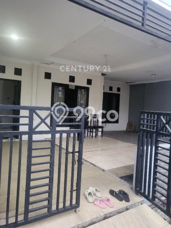 Disewakan! Rumah 3 Kamar Tidur &
3 Kamar Mandi di Jababeka, Bekasi Disewakan! Rumah 3 Kamar Tidur &
3 Kamar Mandi di Jababeka, Bekasi