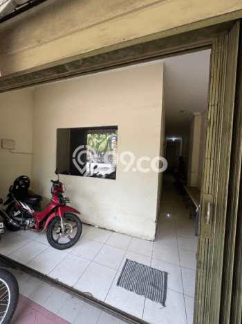 Ruko Dijual di Jakarta Barat LT 68m2 & LB 160m2 Lokasi Terbaik! Ruko Dijual di Jakarta Barat LT 68m2 & LB 160m2 Lokasi Terbaik!