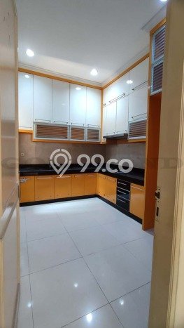 Ready to Use! Premium House LT 172m2 Desain Elegan di Sunter Ready to Use! Premium House LT 172m2 Desain Elegan di Sunter