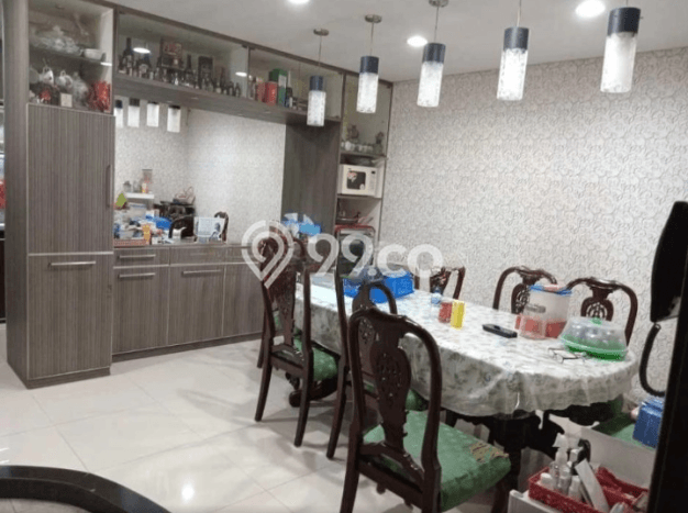 Siap Huni Hunian Elit 4 Kamar di Kemayoran Dekat ke Mana Pun Siap Huni Hunian Elit 4 Kamar di Kemayoran Dekat ke Mana Pun