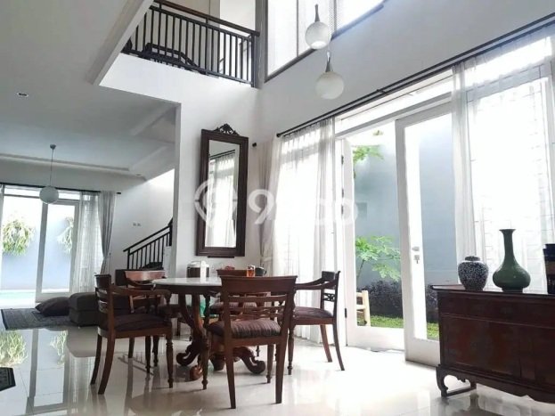 Rumah Elit Modern Siap Huni di Geger Kalong Bandung Rumah Elit Modern Siap Huni di Geger Kalong Bandung