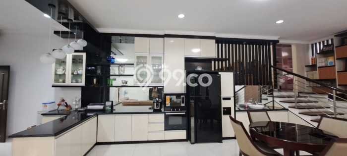 Dijual Rumah Luas Megah Dengan View Cantik di Geger Kalong, Bandung Dijual Rumah Luas Megah Dengan View Cantik di Geger Kalong, Bandung