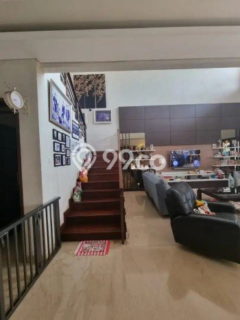 Rumah Dengan Harga Terbaik LT 375m² Lokasi Prestisius di Jantung Kota Setra Duta, Bandung Rumah Dengan Harga Terbaik LT 375m² Lokasi Prestisius di Jantung Kota Setra Duta, Bandung