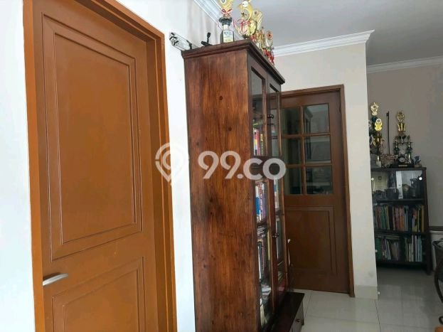 Hunian Nyaman Asri 4 KT Siap Huni di Meruya Jakarta Barat Hunian Nyaman Asri 4 KT Siap Huni di Meruya Jakarta Barat