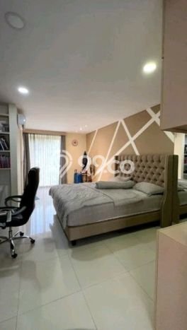 Rumah Luxury Modern Siap Huni di Meruya Jakarta Barat Rumah Luxury Modern Siap Huni di Meruya Jakarta Barat