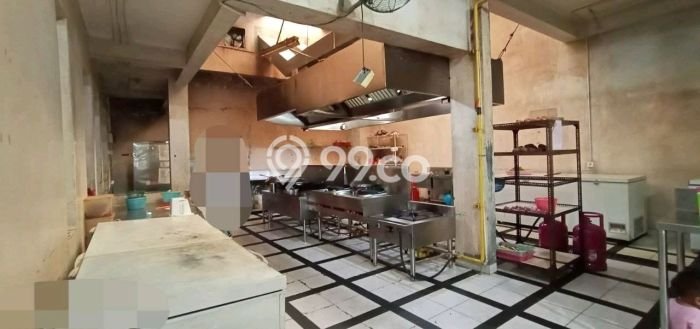 Komersial Bagus Dijual LB 314m2 Lokasi Strategis Jakarta Barat Area Cocok untuk Berbisnis Komersial Bagus Dijual LB 314m2 Lokasi Strategis Jakarta Barat Area Cocok untuk Berbisnis