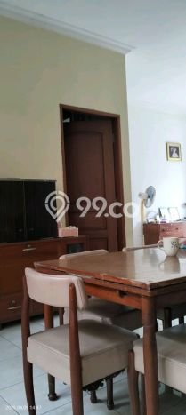 Rumah Luxury Modern Siap Huni di Meruya Jakarta Barat Rumah Luxury Modern Siap Huni di Meruya Jakarta Barat