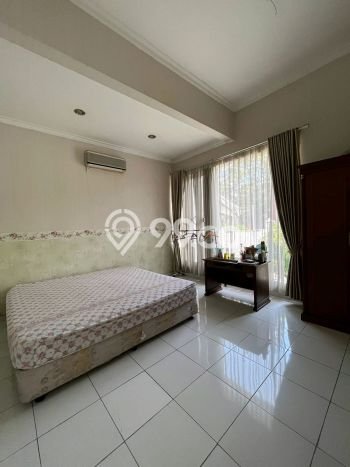 Rumah Elit LB 180m2 Siap Pakai Desain Elegan di Joglo, Jakarta Barat Rumah Elit LB 180m2 Siap Pakai Desain Elegan di Joglo, Jakarta Barat
