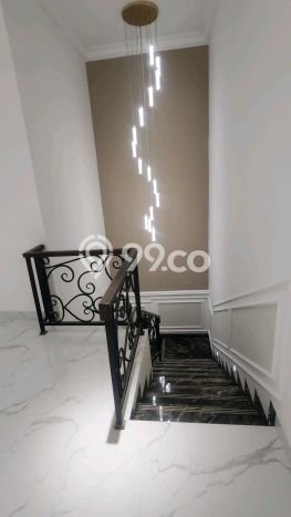 For Sale! Luxury House LT 200m2 Desain Modern di Joglo For Sale! Luxury House LT 200m2 Desain Modern di Joglo