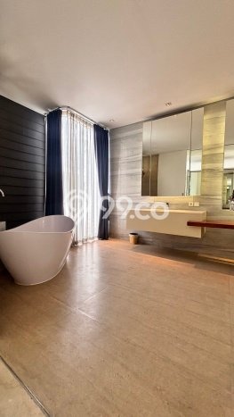 Disewakan Rumah Strategis LT 300m2 / LB 600m2 di Cipete, Jakarta Selatan Disewakan Rumah Strategis LT 300m2 / LB 600m2 di Cipete, Jakarta Selatan