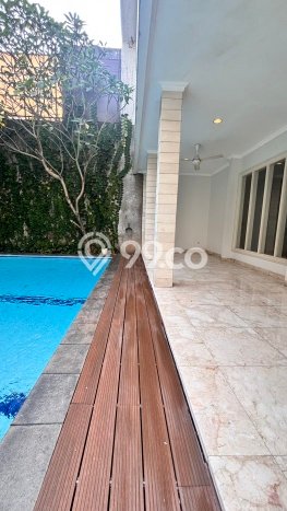 Hunian Modern Untuk Disewakan di Pondok Indah Jakarta Selatan 5 KT & 4 KM Hunian Modern Untuk Disewakan di Pondok Indah Jakarta Selatan 5 KT & 4 KM