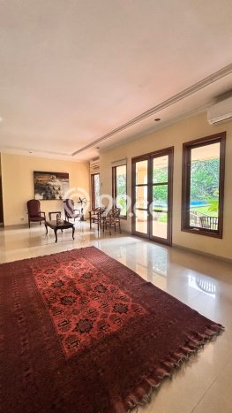 Sewa Rumah Murah di Kemang Jakarta Selatan Punya 5 Kamar Tidur Sewa Rumah Murah di Kemang Jakarta Selatan Punya 5 Kamar Tidur