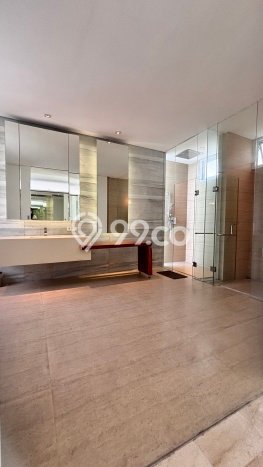 Disewakan Rumah Strategis LT 300m2 / LB 600m2 di Cipete, Jakarta Selatan Disewakan Rumah Strategis LT 300m2 / LB 600m2 di Cipete, Jakarta Selatan