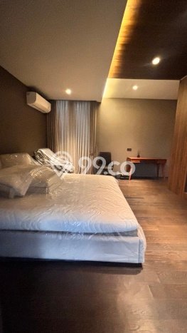 Sewa Rumah Nyaman di Pondok Indah LT 300m2 / LB 450m2 Siap Huni Sewa Rumah Nyaman di Pondok Indah LT 300m2 / LB 450m2 Siap Huni