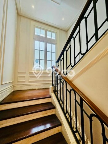 Dijual Rumah Mewah Elegan Dengan View Eksklusif di Kuningan, Jakarta Selatan Dijual Rumah Mewah Elegan Dengan View Eksklusif di Kuningan, Jakarta Selatan