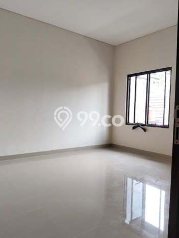 Rumah Strategis Minimalis Lb 170m2 di Serpong, Tangerang Selatan Rumah Strategis Minimalis Lb 170m2 di Serpong, Tangerang Selatan