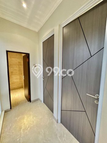 Rumah Luas Asri 3 KT Siap Pakai di BSD Tangerang Rumah Luas Asri 3 KT Siap Pakai di BSD Tangerang