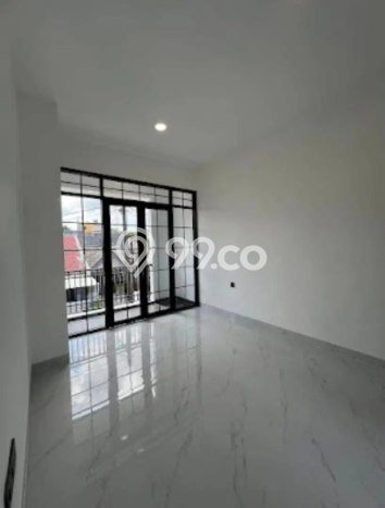 Rumah Modern Minimalis 3 KT Siap Huni di BSD Rumah Modern Minimalis 3 KT Siap Huni di BSD