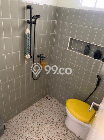 Rumah Modern Minimalis 4 Kamar Siap Huni di BSD Rumah Modern Minimalis 4 Kamar Siap Huni di BSD
