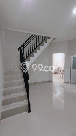 Dijual Hunian Rumah Nyaman 4 Kamar di BSD, Tangerang Dijual Hunian Rumah Nyaman 4 Kamar di BSD, Tangerang