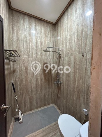 Jual Rumah Eksklusif 2 KT di BSD, Tangerang Jual Rumah Eksklusif 2 KT di BSD, Tangerang