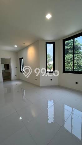 Rumah Elit Modern Tanpa Renovasi di BSD Tangerang Rumah Elit Modern Tanpa Renovasi di BSD Tangerang
