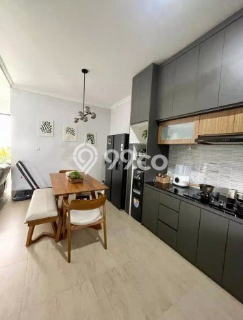 For Sale Hunian Rumah Terawat 2 KT di BSD City, Tangerang For Sale Hunian Rumah Terawat 2 KT di BSD City, Tangerang