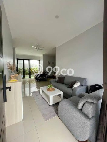 For Sale Hunian Rumah Terawat 2 KT di BSD City, Tangerang For Sale Hunian Rumah Terawat 2 KT di BSD City, Tangerang