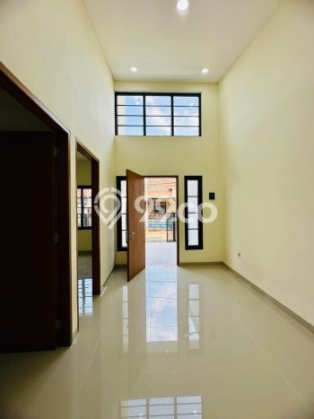 Rumah Minimalis 2 Kamar LT 72m2 di BSD Nusaloka Rumah Minimalis 2 Kamar LT 72m2 di BSD Nusaloka