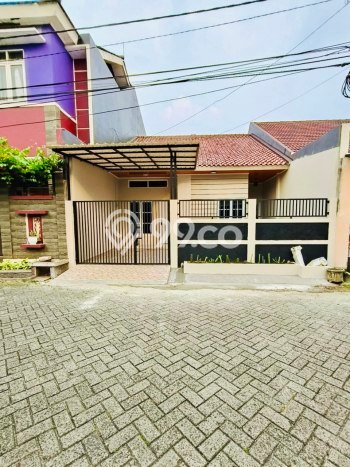 Jual Rumah Modern 3 KT di BSD, Tangerang Jual Rumah Modern 3 KT di BSD, Tangerang