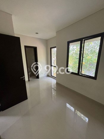 Dijual Rumah Modern 2 KT di BSD, Tangerang Dijual Rumah Modern 2 KT di BSD, Tangerang