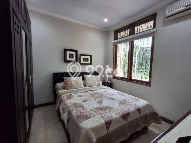 Rumah Luxury Modern Tanpa Renovasi di BSD Tangerang Rumah Luxury Modern Tanpa Renovasi di BSD Tangerang