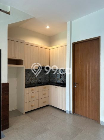 Dijual Hunian Rumah Terawat 3 Kamar di BSD Kencana Loka, Tangerang Dijual Hunian Rumah Terawat 3 Kamar di BSD Kencana Loka, Tangerang