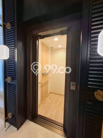 Jual Rumah Mewah Elegan Dengan View Cantik di BSD, Tangerang Jual Rumah Mewah Elegan Dengan View Cantik di BSD, Tangerang