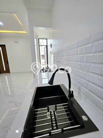 Hot Offer Hunian Mewah Ideal dan Luas di Cinere, Depok Hot Offer Hunian Mewah Ideal dan Luas di Cinere, Depok