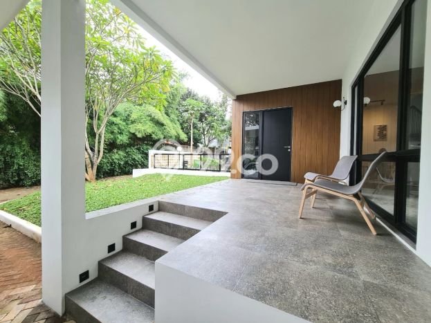 Siap Huni Rumah Mewah 4 Kamar di Kebayoran Baru Dekat ke Mana Pun Siap Huni Rumah Mewah 4 Kamar di Kebayoran Baru Dekat ke Mana Pun