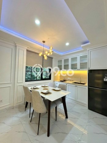 Siap Huni Rumah Mewah 3 Kamar di Mampang Prapatan Dekat ke Mana Pun Siap Huni Rumah Mewah 3 Kamar di Mampang Prapatan Dekat ke Mana Pun