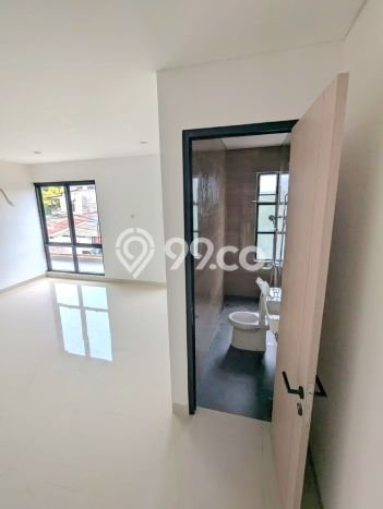 Rumah Strategis Modern Lb 141m2 di Pamulang, Tangerang Selatan Rumah Strategis Modern Lb 141m2 di Pamulang, Tangerang Selatan