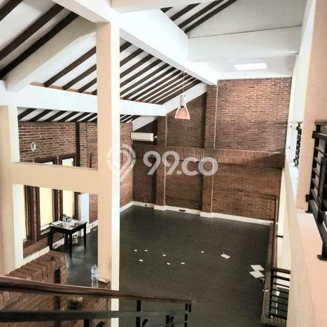 Ready to Use! Luxury House LT 590m2 Desain Elegan di Bintaro Ready to Use! Luxury House LT 590m2 Desain Elegan di Bintaro