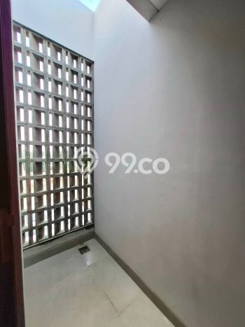Hunian Cantik Minimalis Lb 67m2 di Serpong, Tangerang Selatan Hunian Cantik Minimalis Lb 67m2 di Serpong, Tangerang Selatan