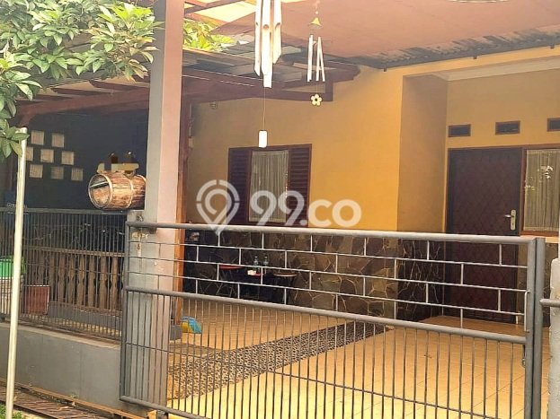 Jual Rumah Bagus Siap Huni LB 116m2 di Pamulang, Tangerang Selatan Jual Rumah Bagus Siap Huni LB 116m2 di Pamulang, Tangerang Selatan