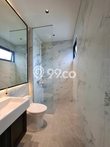 Jual Rumah Mewah Elegan Dengan View Cantik di BSD, Tangerang Jual Rumah Mewah Elegan Dengan View Cantik di BSD, Tangerang